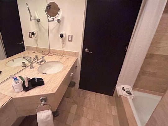 Double Suite Upper Level Bathroom