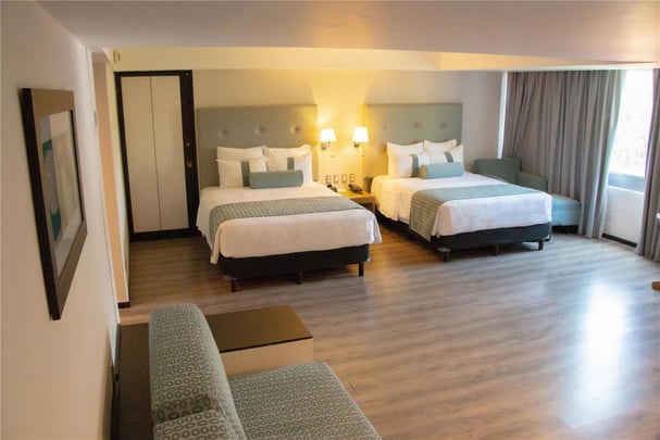 Double Suite Upper Level