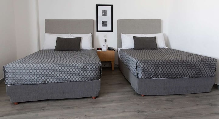 2 single rooms non smoking