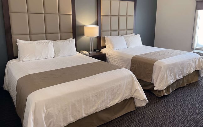 2 Queen bed non smoking