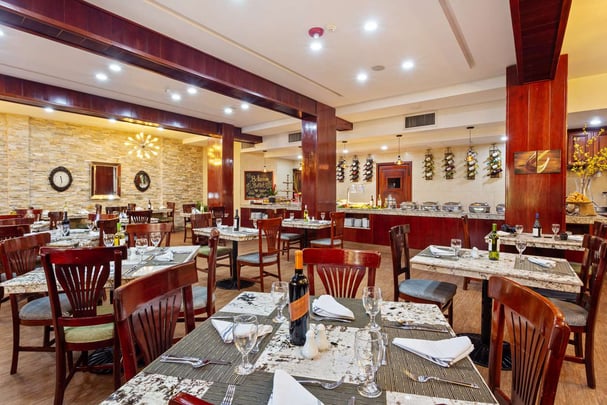 Buffet Line Restaurant