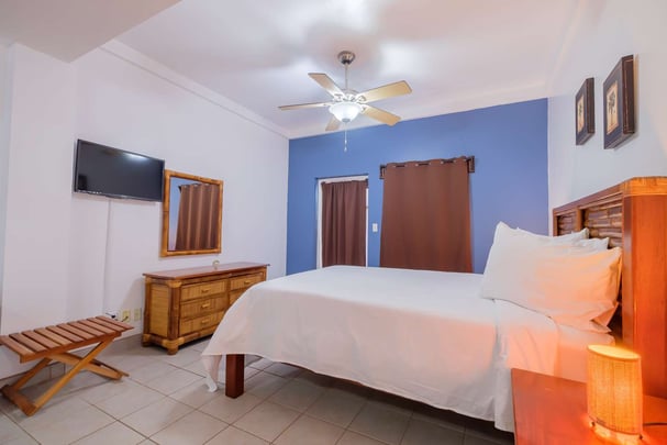 Suites with two Bedroom Queen Suite