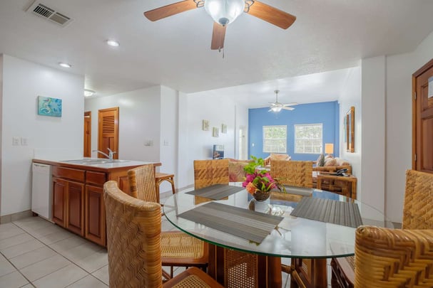 Suites with dining room