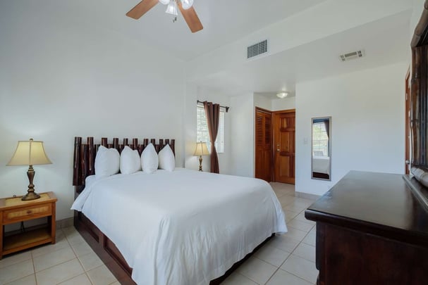 Standard Room with View Pool