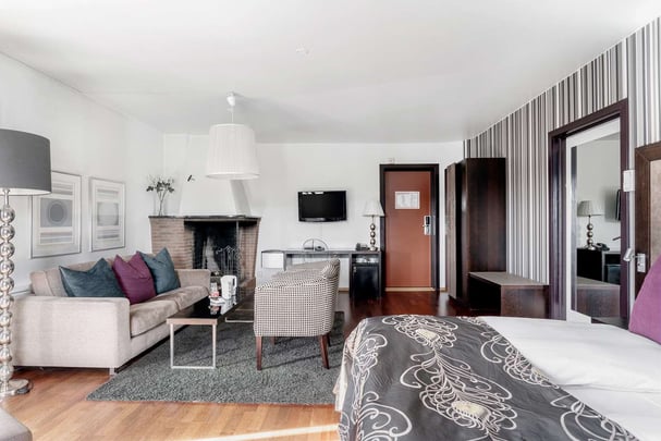 Gyldenlove Junior suite room