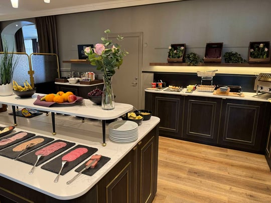 Breakfast buffet Gyldenlove