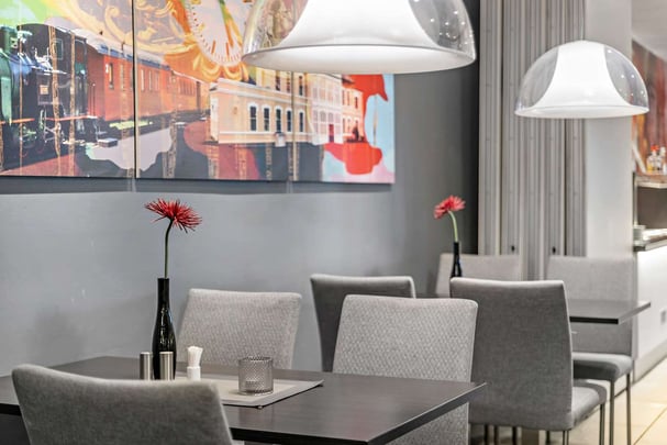 Best Western Leto Arena breakfast area dining