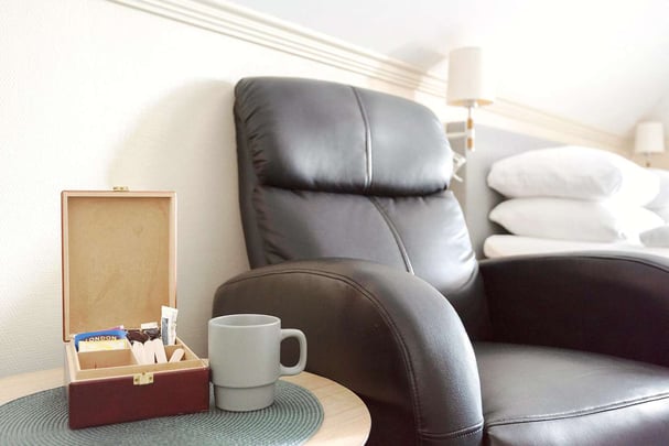 Ole Tobias family room