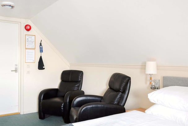 Ole Tobias Family room