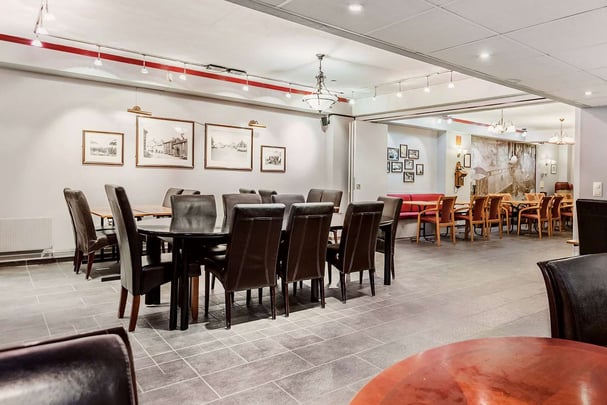 Ole Tobias restaurant area