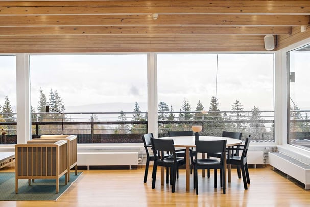 Lounge area with view