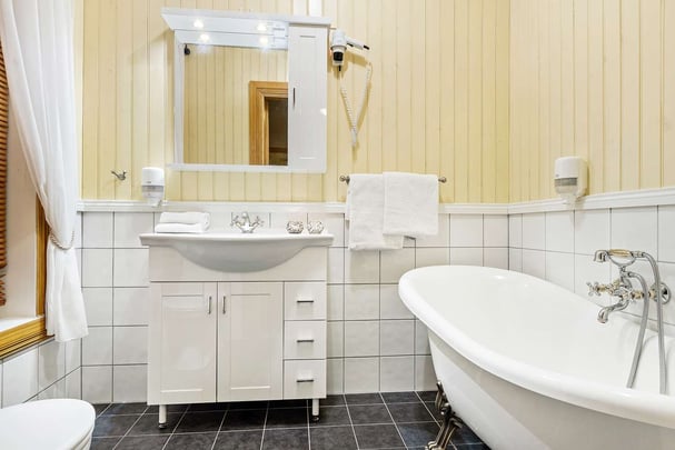 Sandtorgholmen Room Junior suite bath