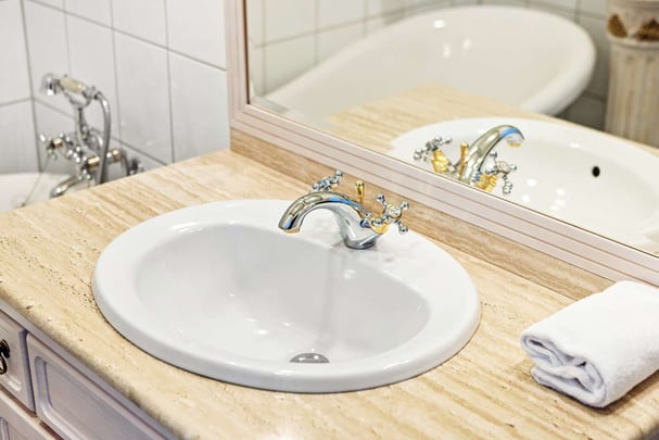 Sandtorgholmen Room Executive suite bath