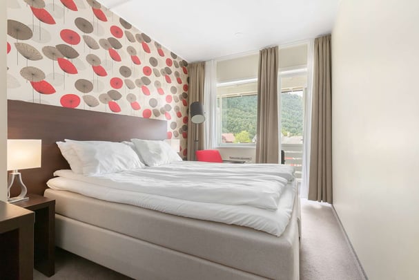 Superior Queen Balcony