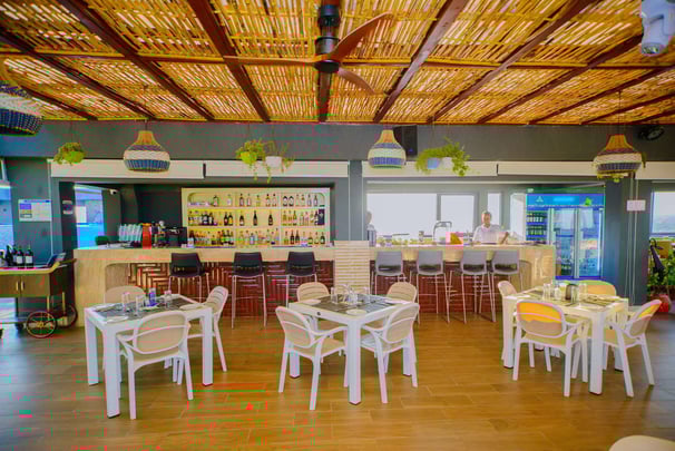 Terminal 3 (Roof Top) Bar and Restaurant