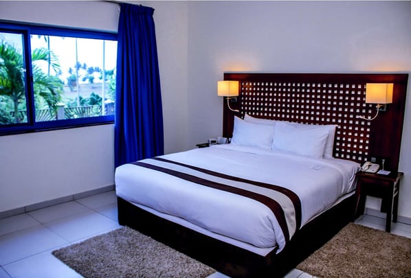 Two Bedroom Queen Bed Chalet