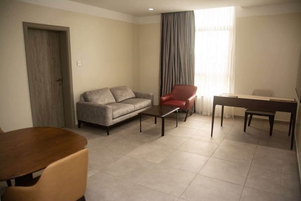 Deluxe suite living room