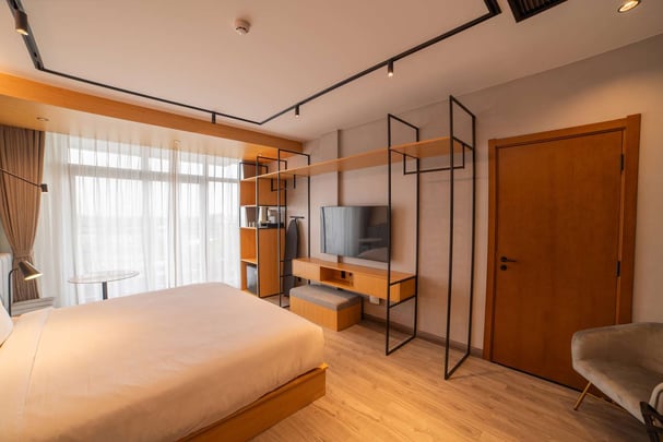 Accessible king size bed room