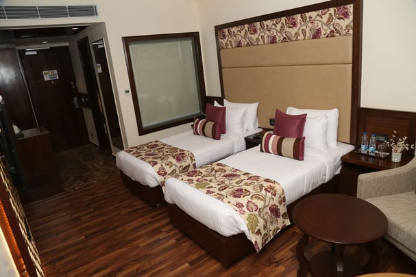 Superior Room with 2 Single Beds