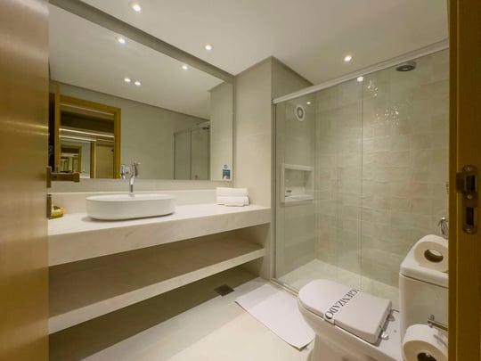 Premium One King One Single Bed Bathroom