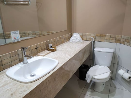 Same Guest Room Bath for all Suites