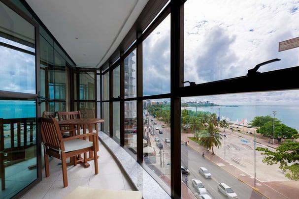 Premium Suite with Ocean View