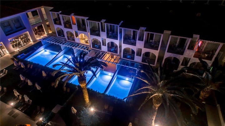 Standard Room with Pool