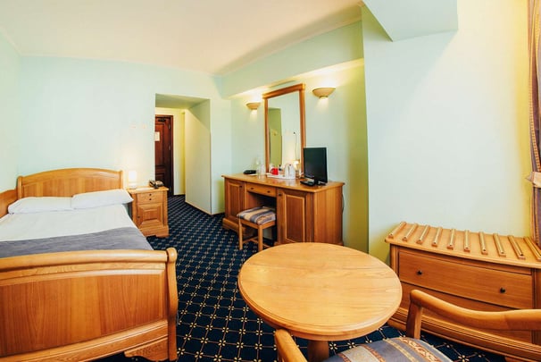 Guest Room with Single Bed