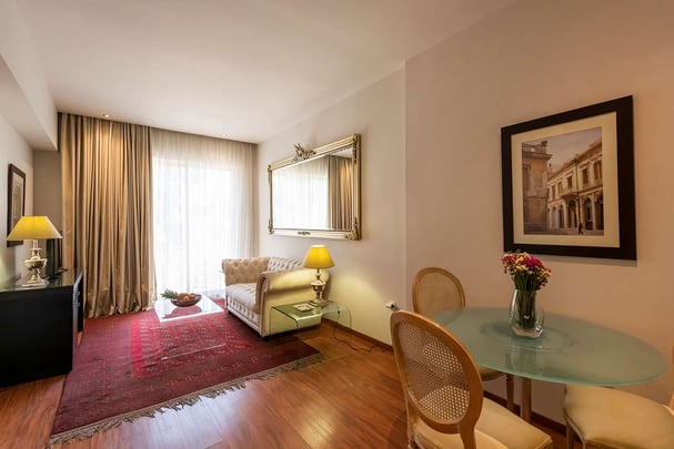 Plaka Suite Room