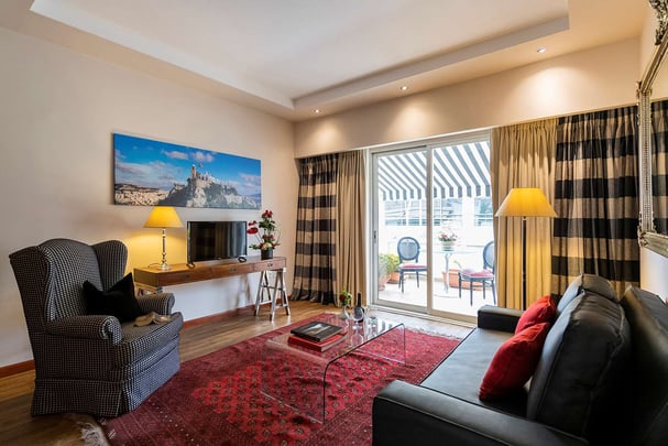 Lycabettus View Suite Room