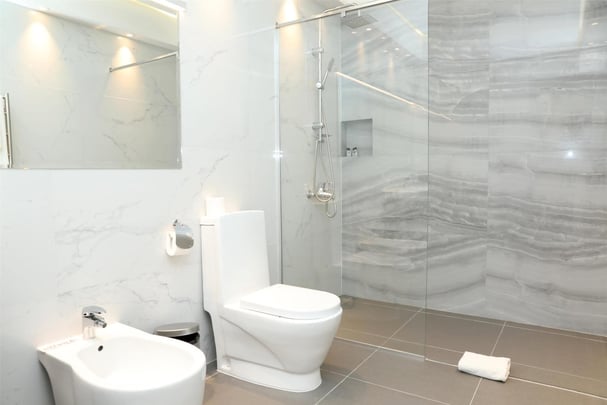 Junior Suite Bathroom