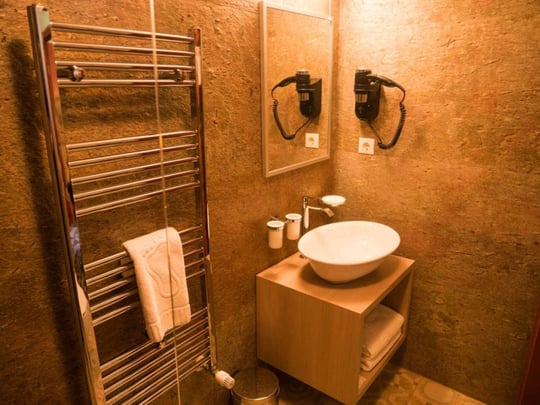 Comfort Double Room Bathroom