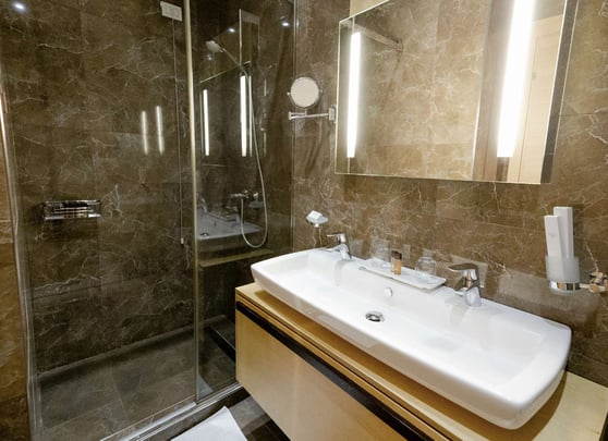 Comfort Twin Room Bathroom