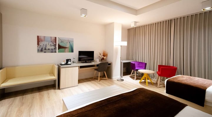 Deluxe Double Room with Extra Bed