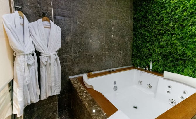 Premier Suite Bathroom