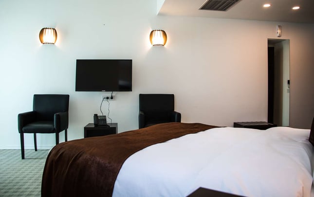 Double Room with Queen Bed