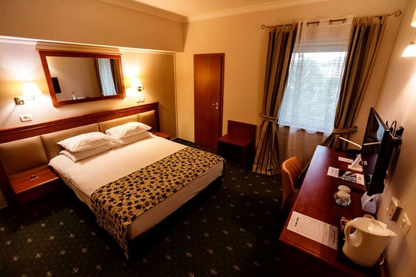 Apartment with King Size Bed