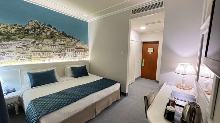 Comfort Room Pool View