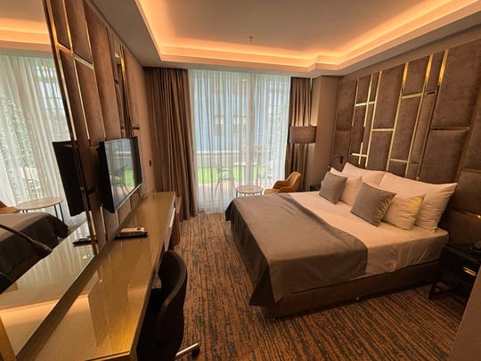 Standard double room with garden view