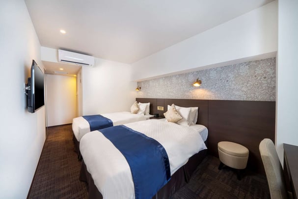 Superior Two Single Beds