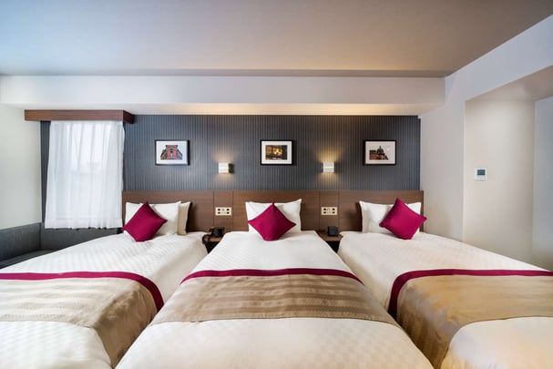 Triple Beds Room - Large Room