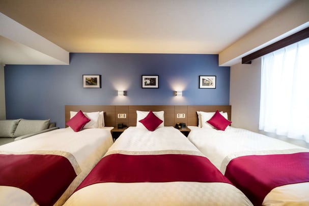 Triple Beds Room - Large Room