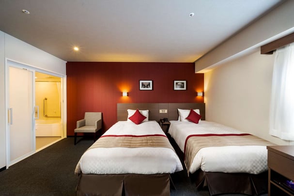 Deluxe 2 Single Beds Room - Wheel Chair access