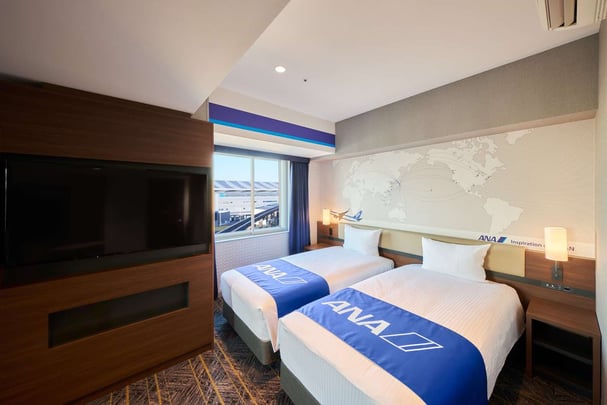 "Collaboration room" ANA B737 x Hotel Villa Fontaine