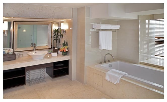 Bathroom of Business Junior Loft