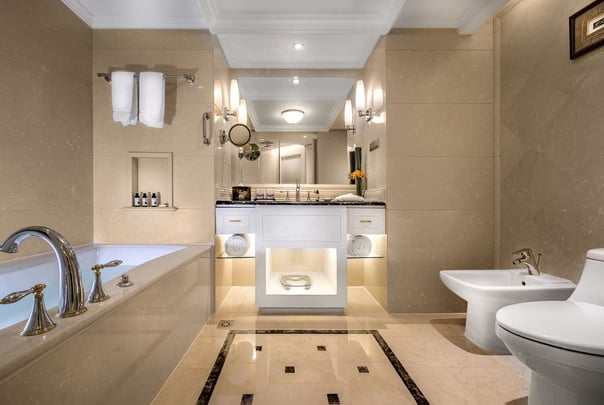 Executive Premier Room Bath