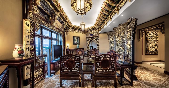 Green Lake Suite Dining Area