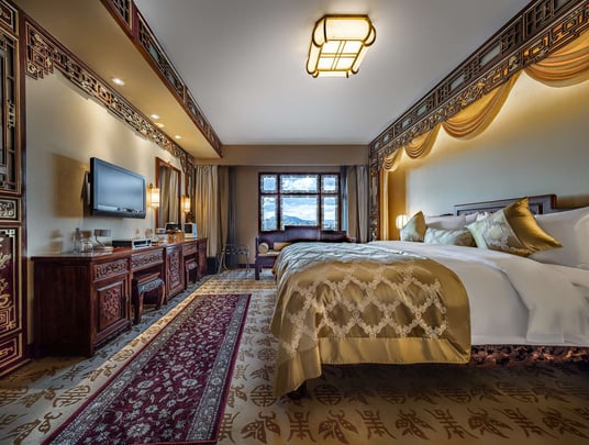 Green Lake Suite Bedroom