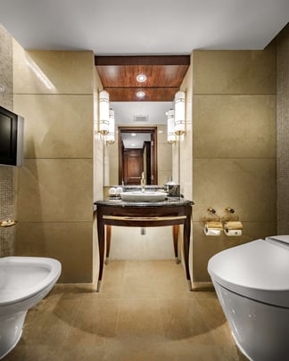 Green Lake Suite Bathroom