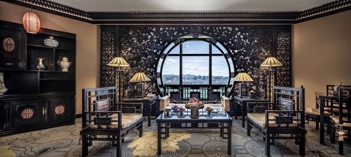 Executive Suite Living Area